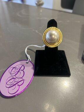 24K Clad Ring with Large Ivory Pearl Accent